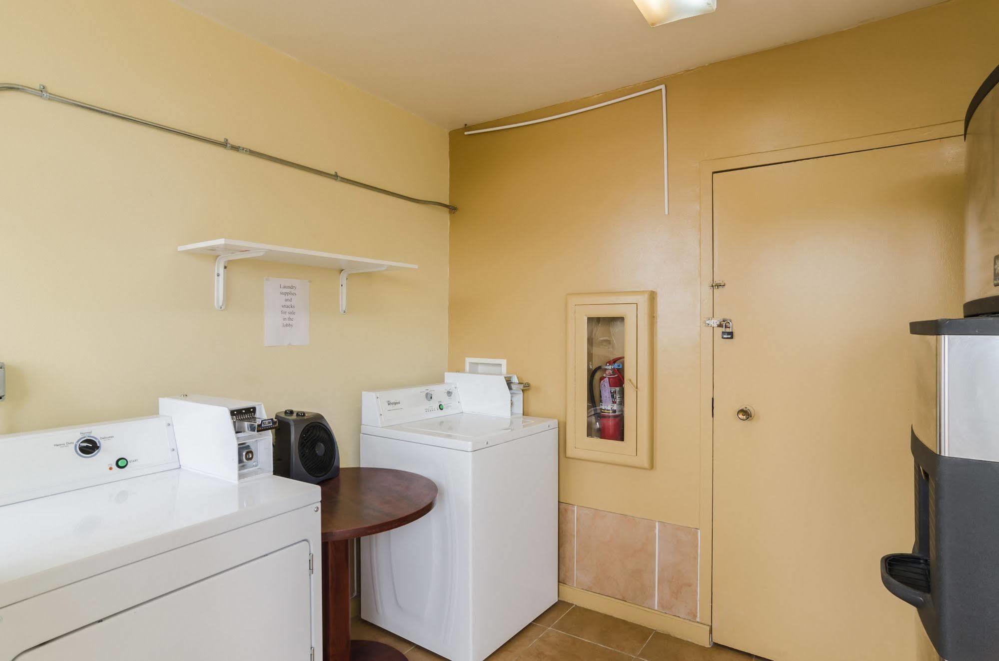 Alamo Inn & Suites Gillette Dış mekan fotoğraf
